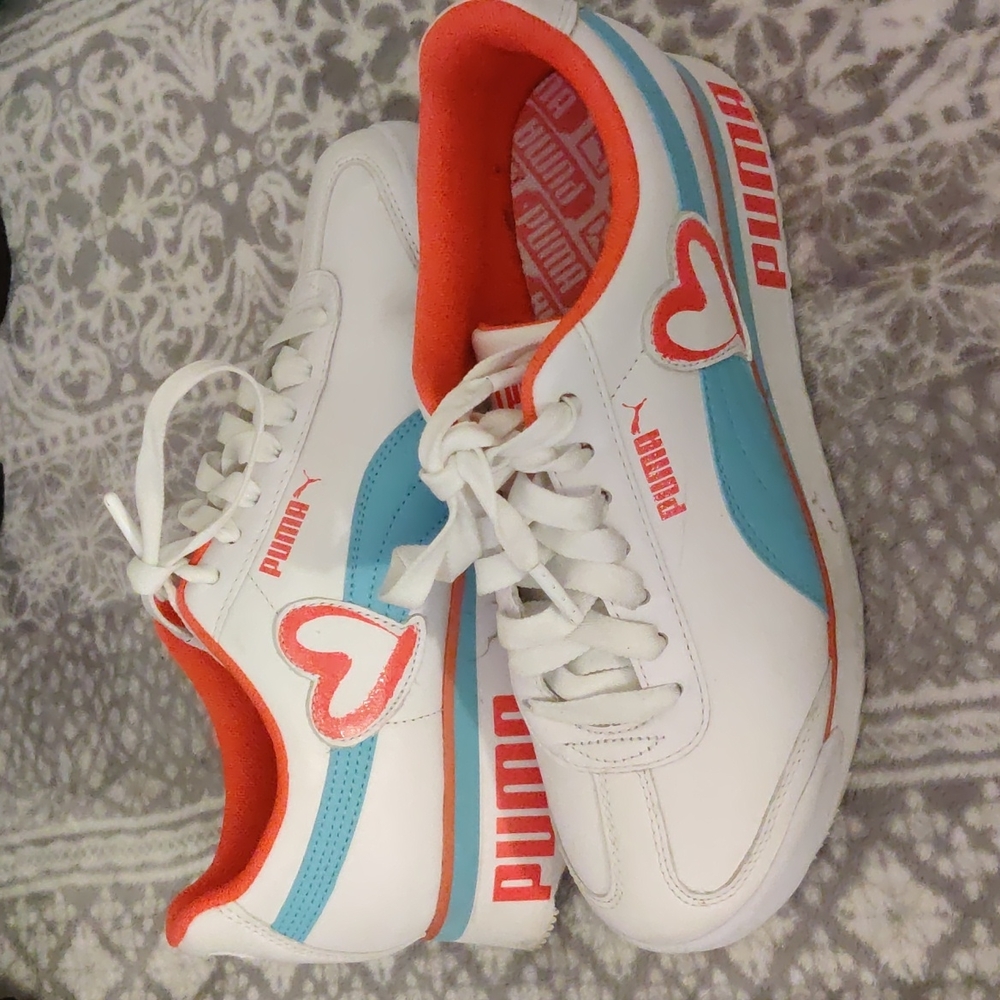 💕PUMA WOMEN'S GYM SHOES 💕